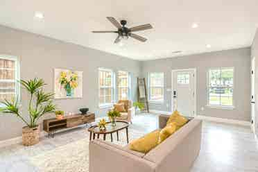 3 BR in Dallas