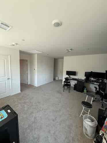 2 rooms for rent