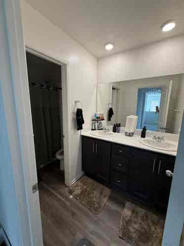 2 rooms for rent
