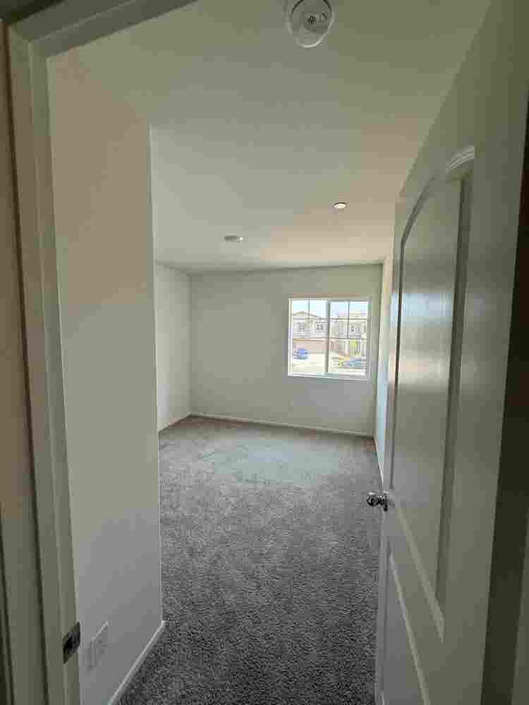 2 rooms for rent