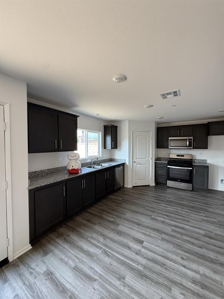 2 rooms for rent