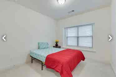 Private room available in Roanoke
