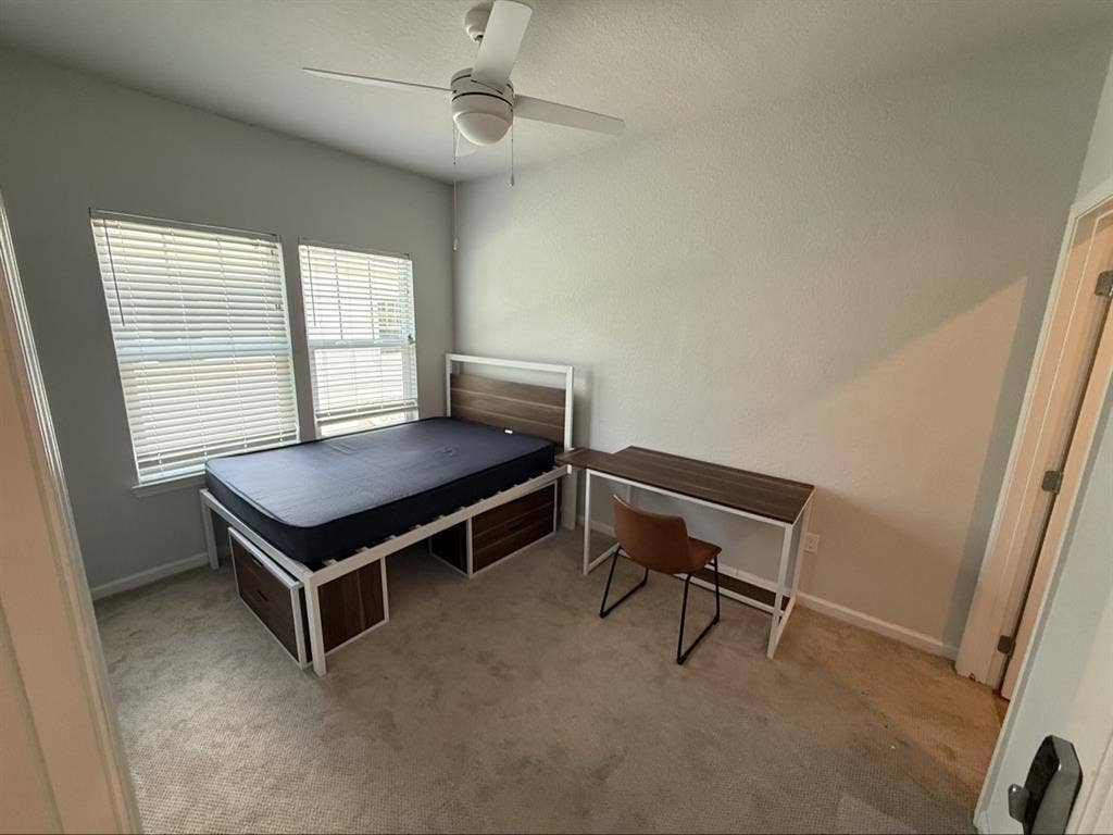 Near USF -Private Room and Bath