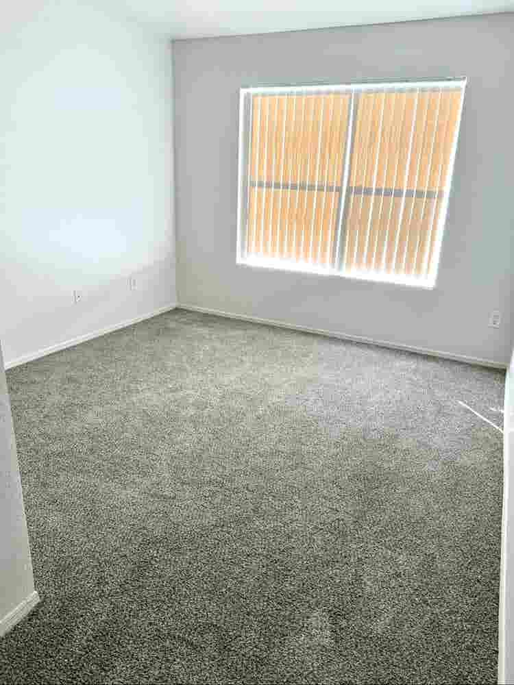FOR RENT AVAILABLE NOW