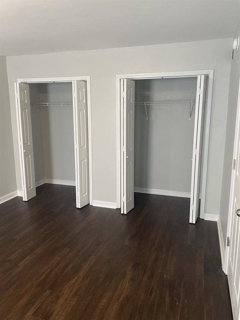 Large room in a clean, quiet home!