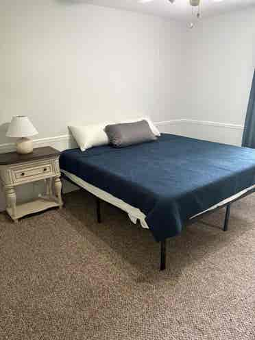 Furnished 1 Br