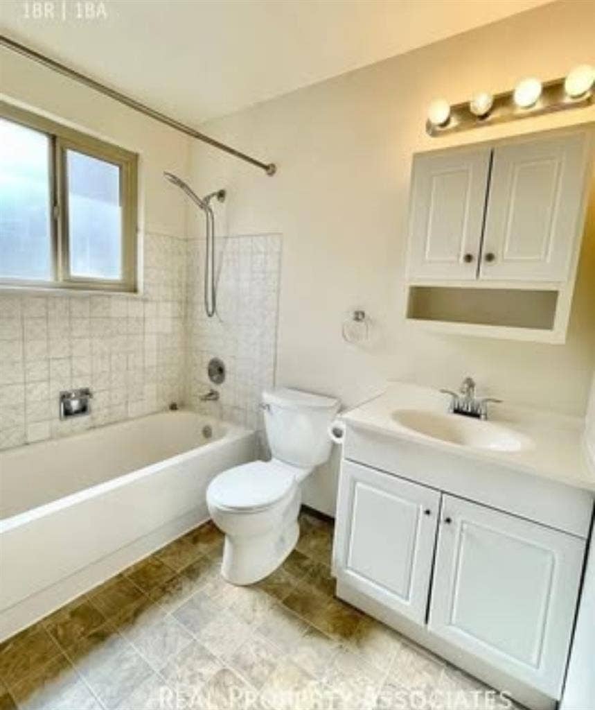 West Seattle 1 bedroom Apartment