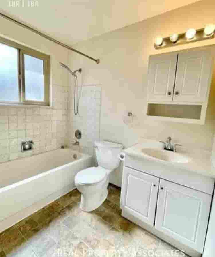 West Seattle 1 bedroom Apartment
