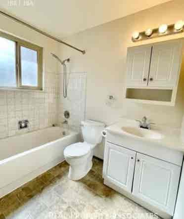 West Seattle 1 bedroom Apartment