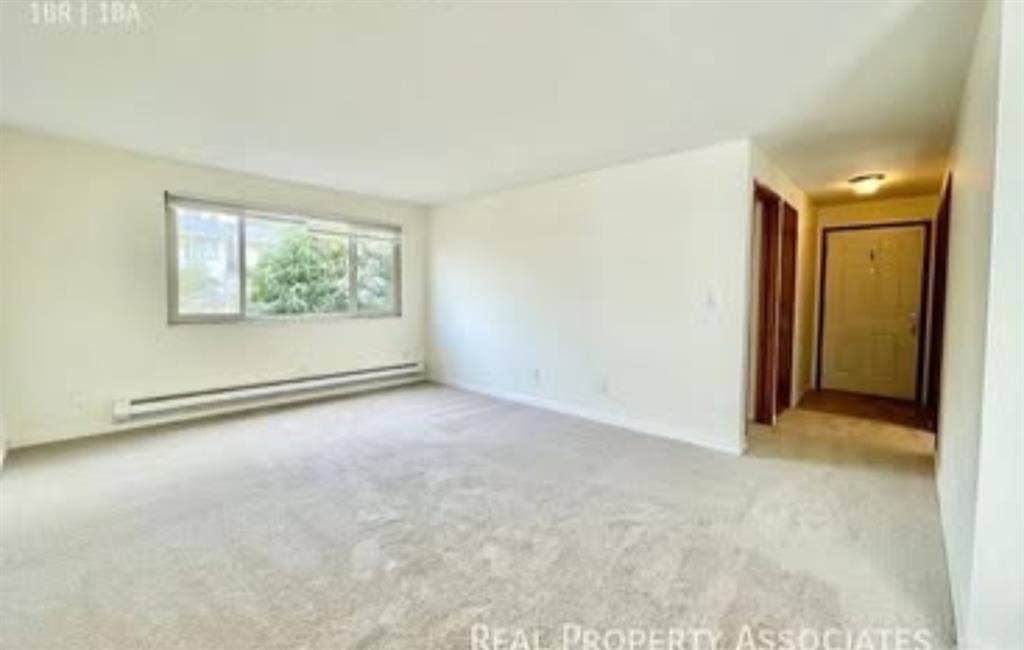 West Seattle 1 bedroom Apartment