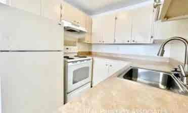 West Seattle 1 bedroom Apartment