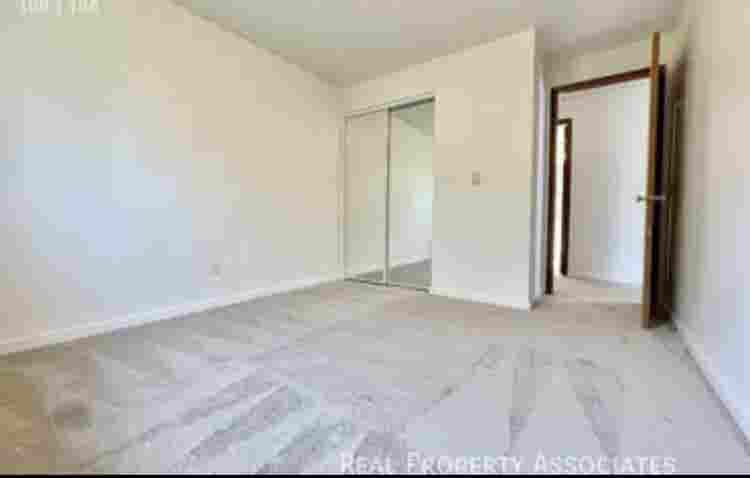 West Seattle 1 bedroom Apartment