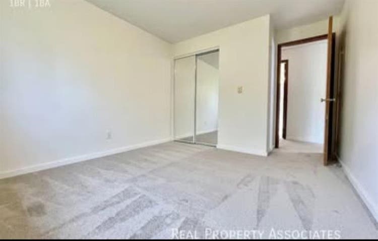 West Seattle 1 bedroom Apartment