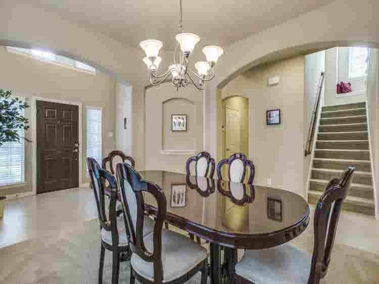 Clean Room for Rent