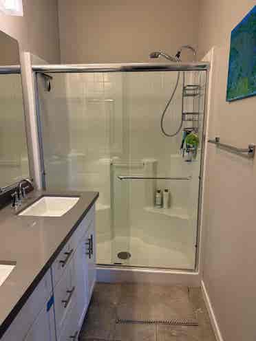 Spacious Room with Private Bath 3rd