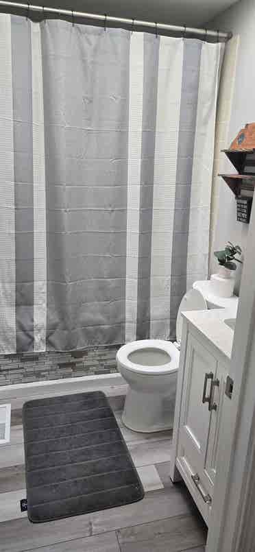 1 room,  private bath