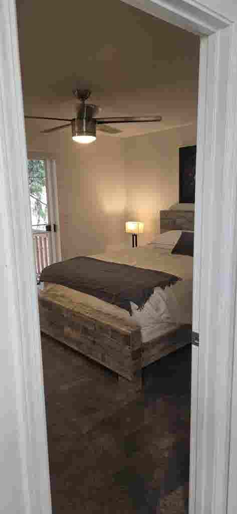 1 room,  private bath