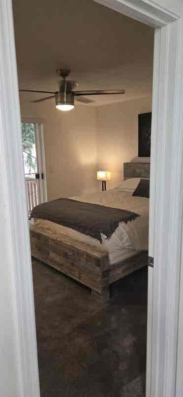 1 room,  private bath