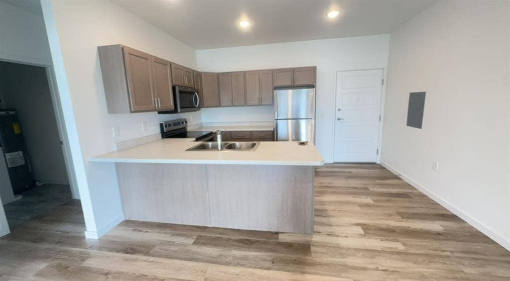Roommate Wanted!