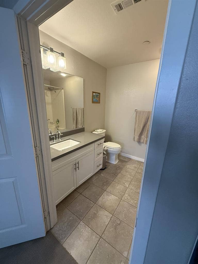 Spacious Room with Private Bath 1st