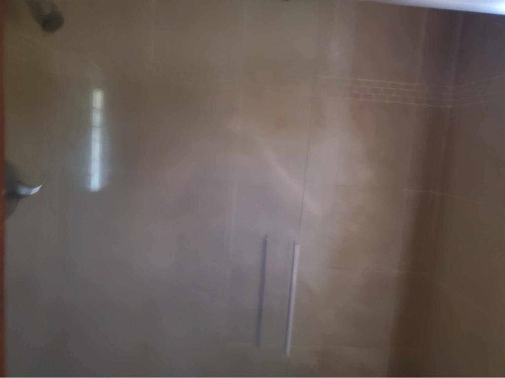 Room for rent - bath