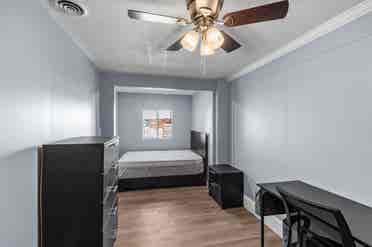 5 BR in Greenville