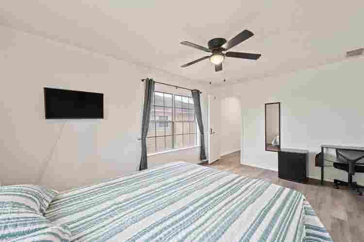 9 BR in Kyle