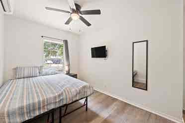 9 BR in Kyle