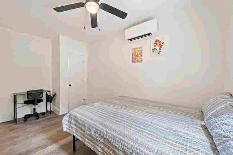 7 BR in Kyle