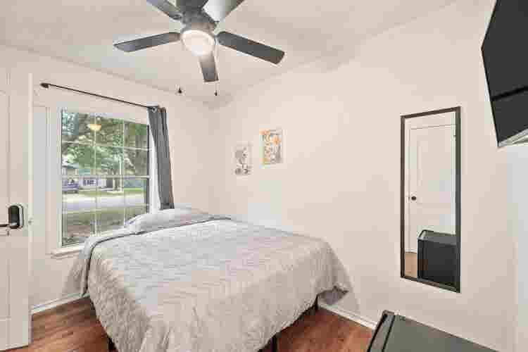 9 BR in Kyle