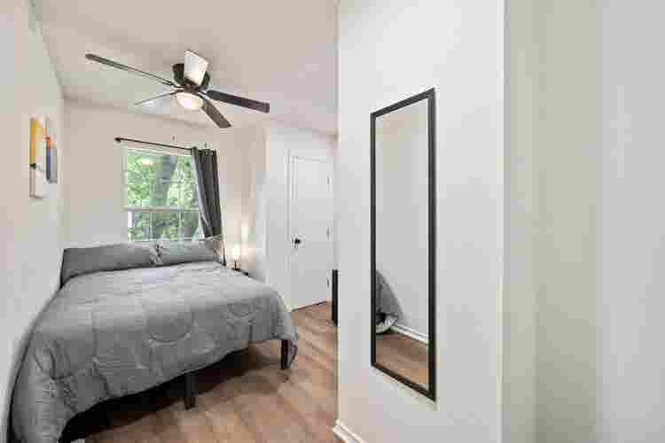 9 BR in Kyle