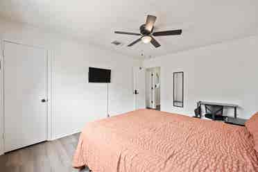 9 BR in Kyle