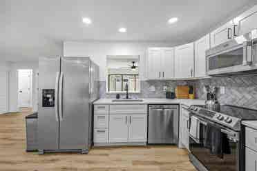 2 BR in Melbourne