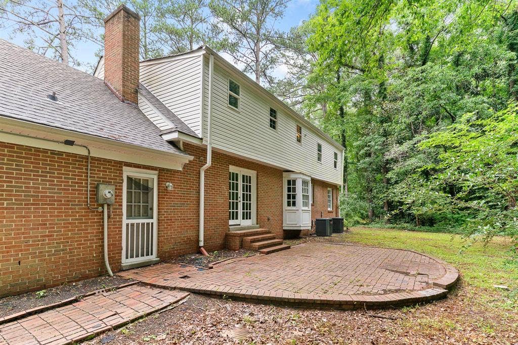 2 BR in Petersburg