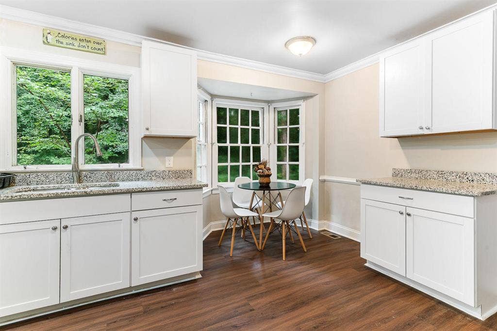 2 BR in Petersburg