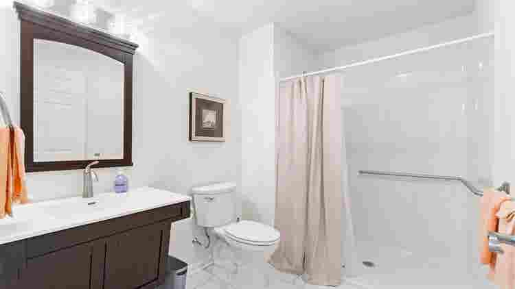 2 BR in Fort Wayne