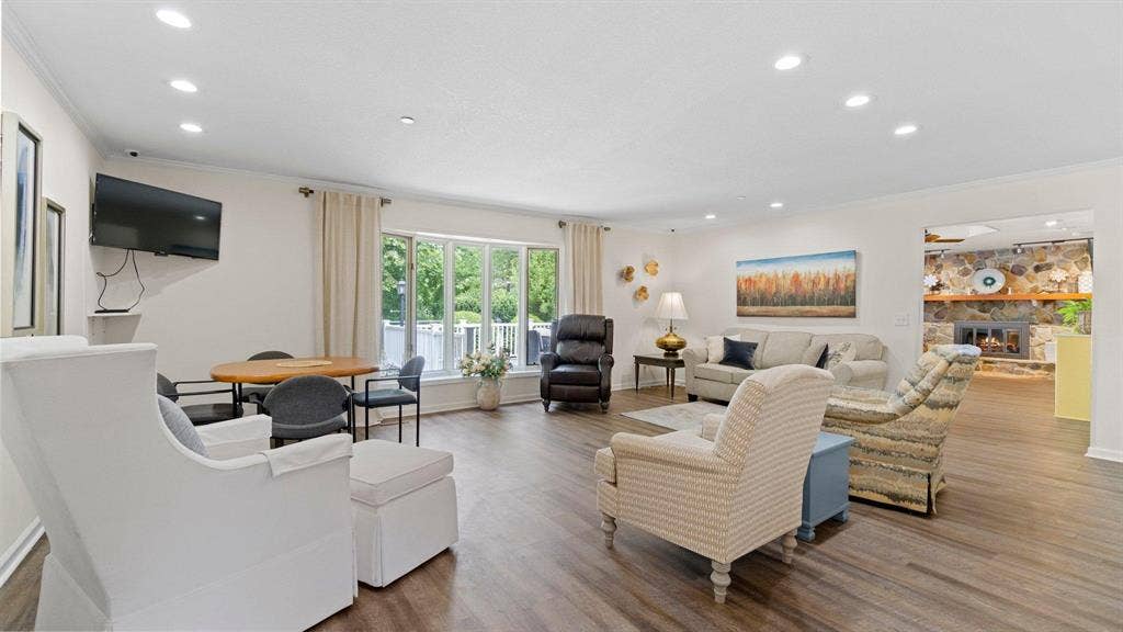 2 BR in Fort Wayne