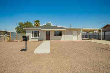 3 BR in Buckeye