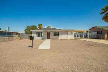 3 BR in Buckeye