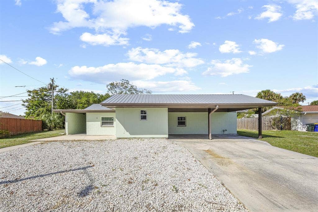 2 BR in Rockledge