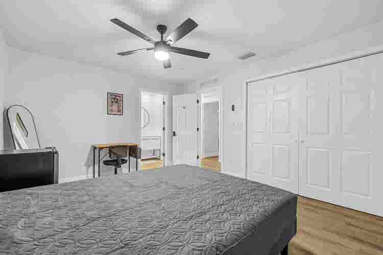 6 BR in Rockledge
