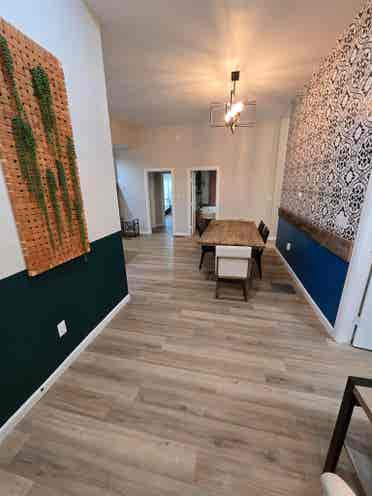 2 BR in Sherman