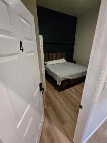 2 BR in Sherman