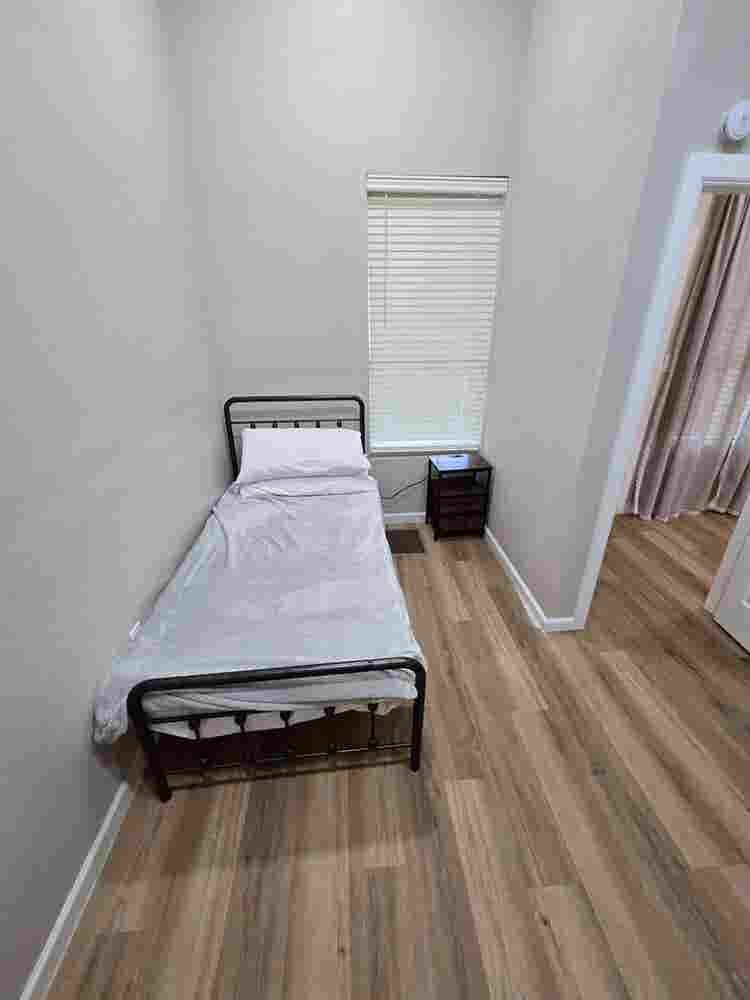2 BR in Sherman
