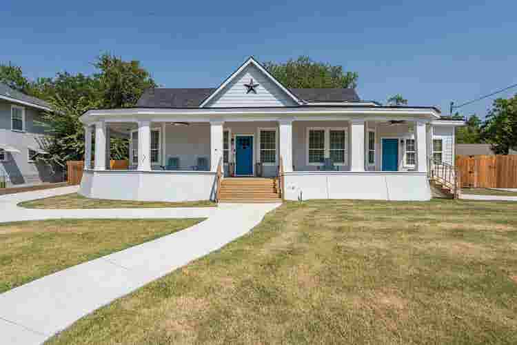 2 BR in Sherman