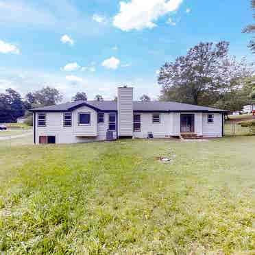 1 BR in Auburn