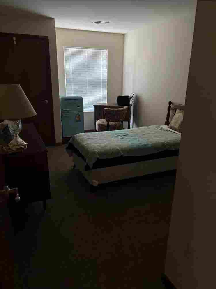 Furnace room for rent
