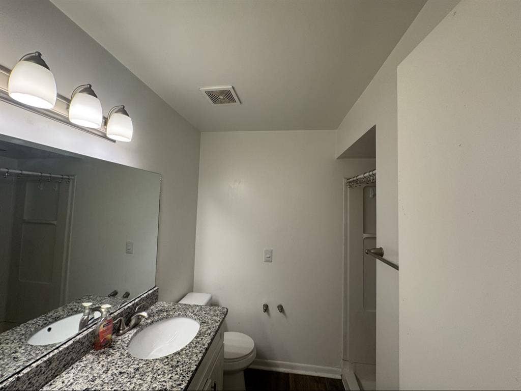 Roommate Wanted