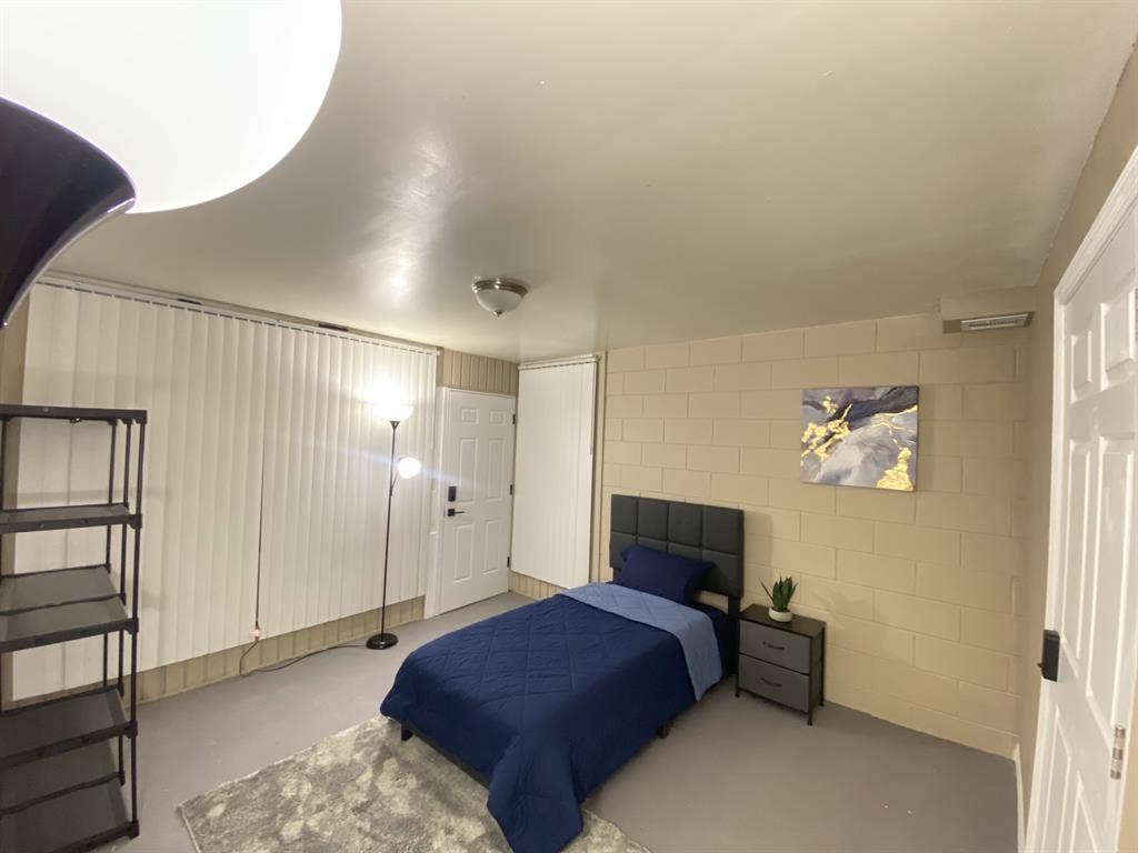 Winter Haven Room – No Deposit