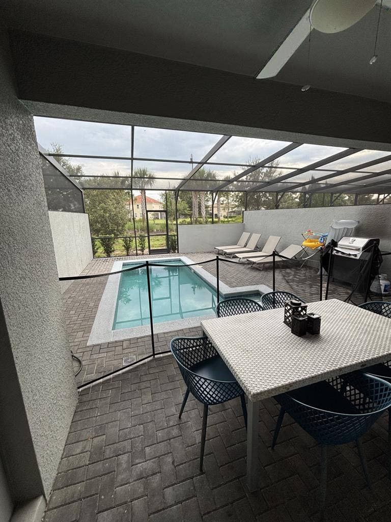 Room for rent with private bathroom